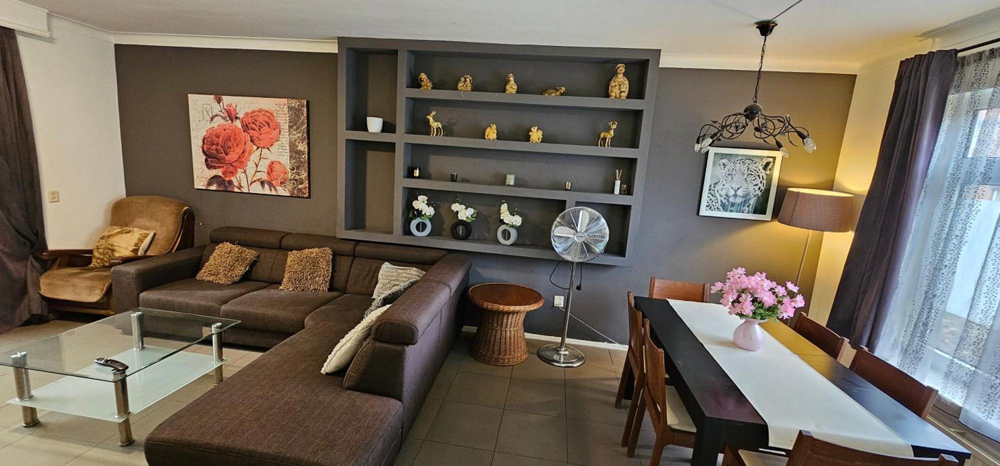 Cozy House In Weert Apartment Luaran gambar
